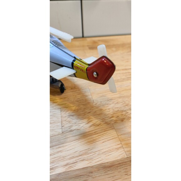 MTU Police Helicopter Wind Up Tin Toy  Korea  Works Sort Of-In Great Shape - Picture 5 of 10